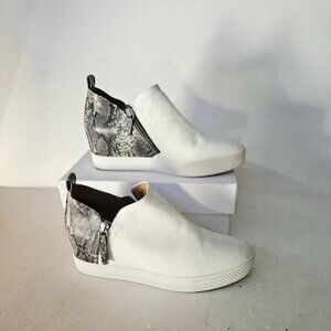 Susina Adara Women’s Leather Snake Print High Top Shoes Size 8.5